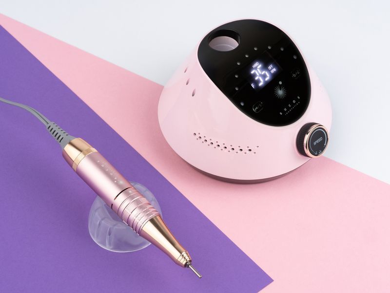 Фрезер для маникюра BUCOS Nail Drill X2 PRO BLUSH PINK (65W/35000 об.) + украинская инструкция + 6 улучшенных фрезBUCOS Nail Drill X2 PRO BLUSH PINK (65W/35,000 RPM) + Ukrainian manual + 6 enhanced bits X2PROBLUSHPINK фото